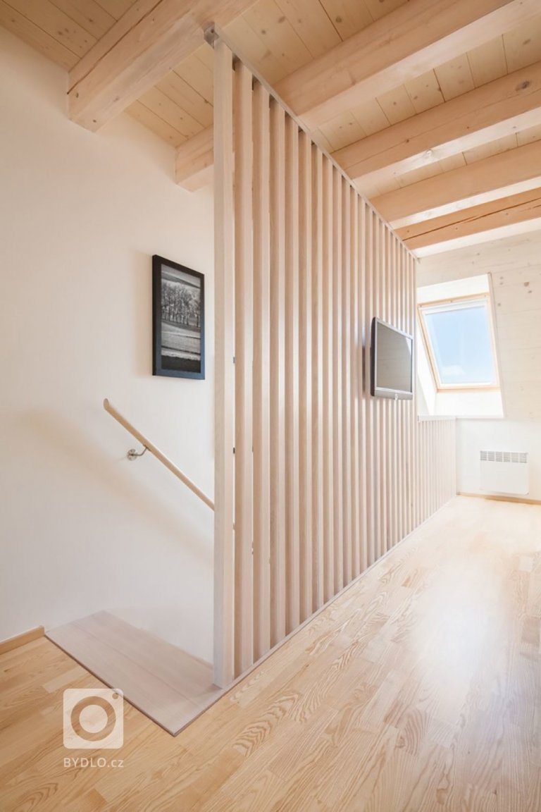 add picture to album