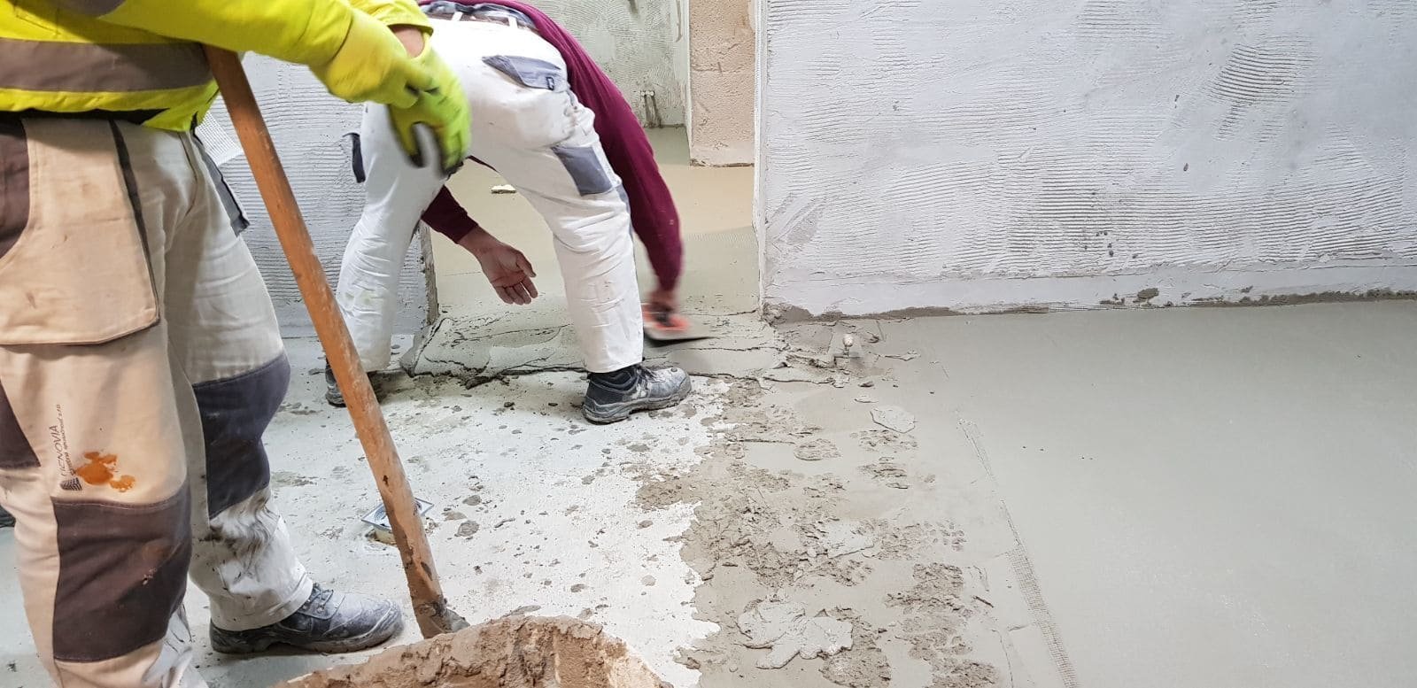 Hydroizolace koupelen a toalet pomocí omítky IZONIL Hard