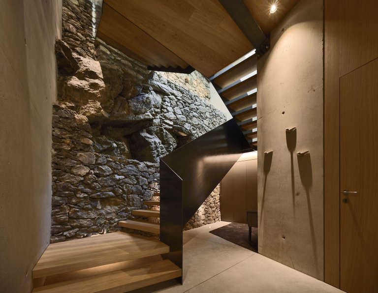 Revitalizace hospodářství a dostavba obytného prostoru