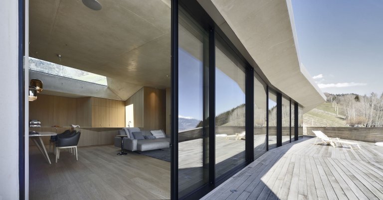 Revitalizace hospodářství a dostavba obytného prostoru