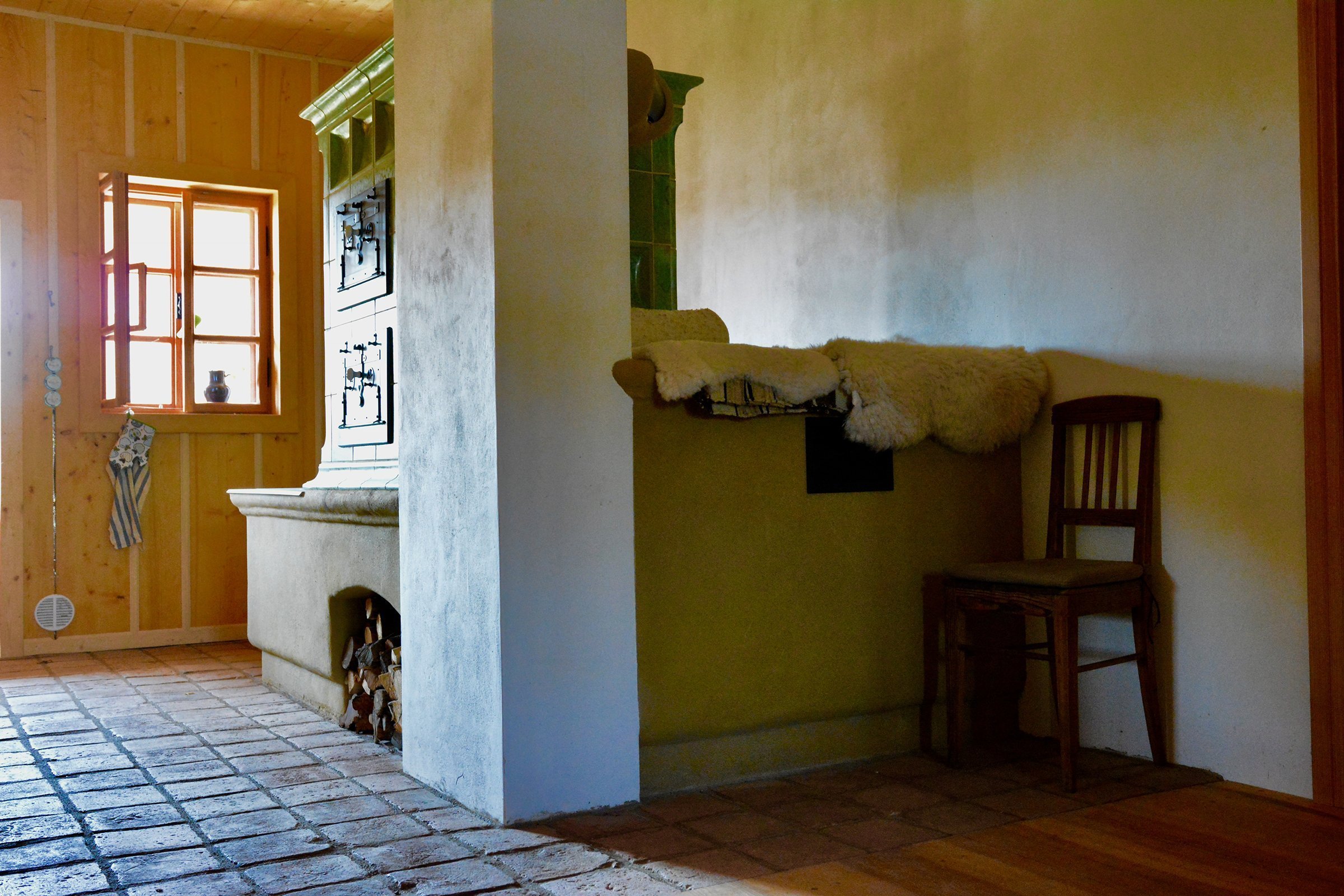 Kolem kamen pro vás dováží krbové vložky zahraničních výrobců, jako jsou Spartherm, Brunner, Iron Dog, Wesbo, firetube, Pertinger nebo litinové nádobí…