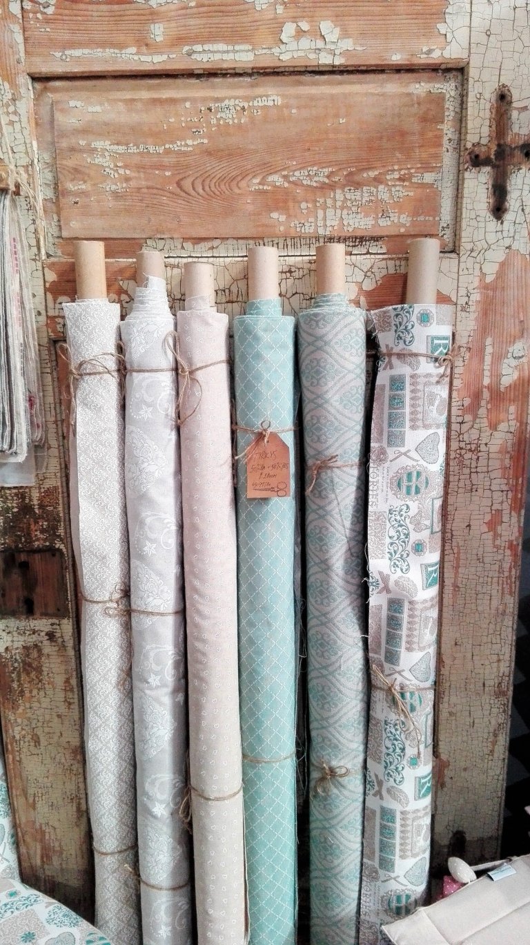 Krásné naaranžované látky z nabídky firmy Zdekor