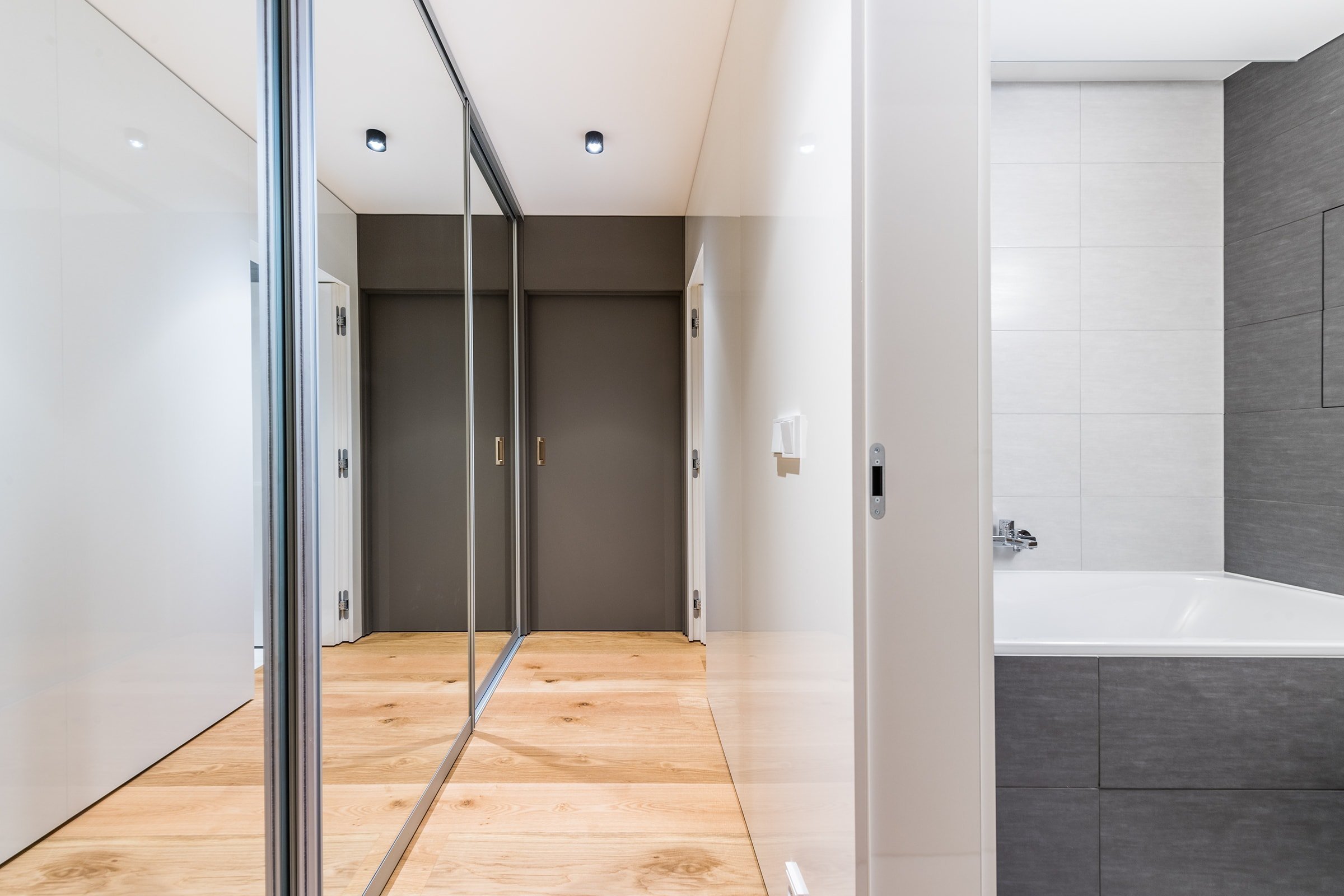 Nebojte se barev v interiéru