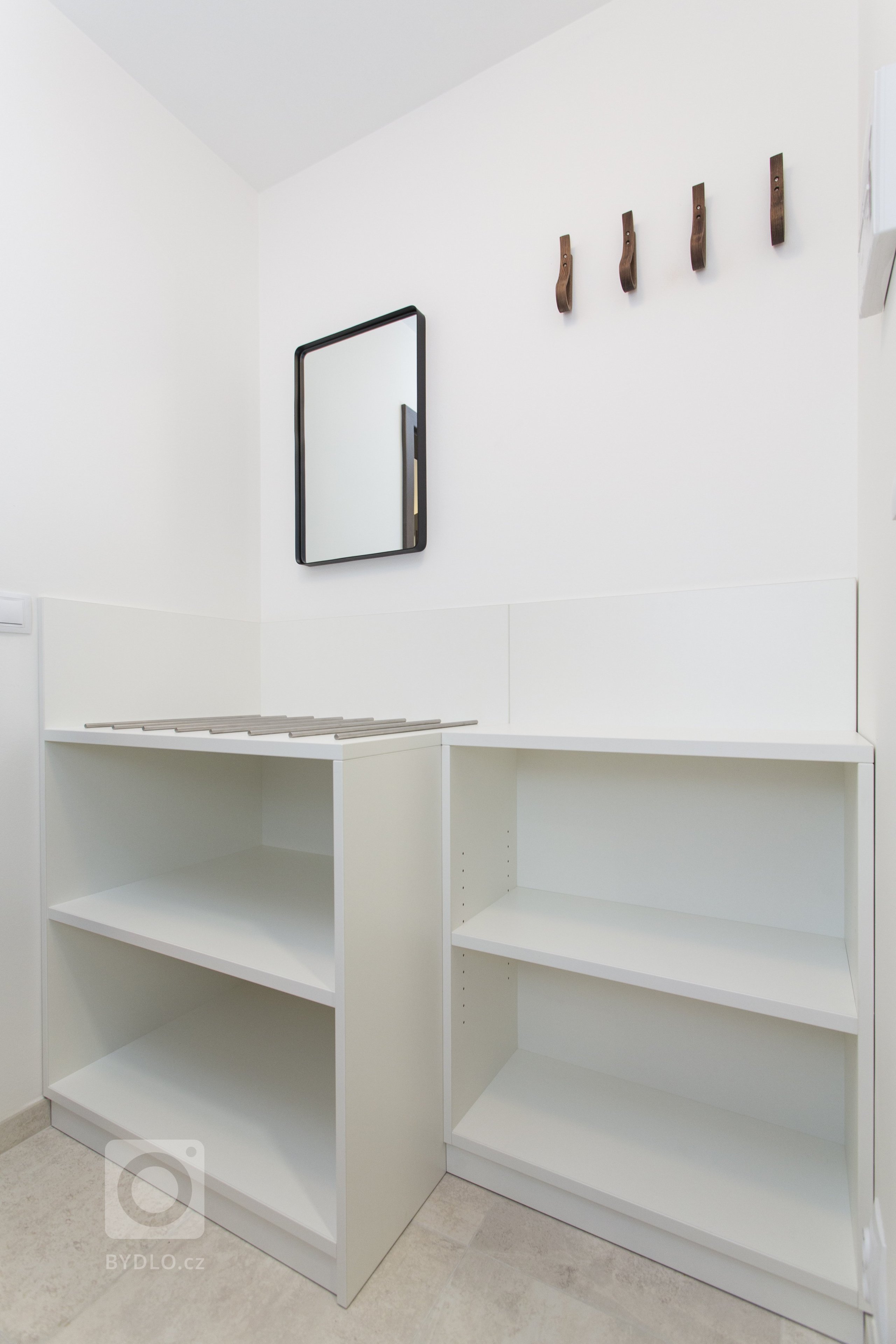 Návrh bytu 2+kk v pražské novostavbě byl ovlivněn jedinečným českým stylem - kubismem. Stěny bytu jsou zdobeny reprodukcemi kubistických umělců a ze stejného…