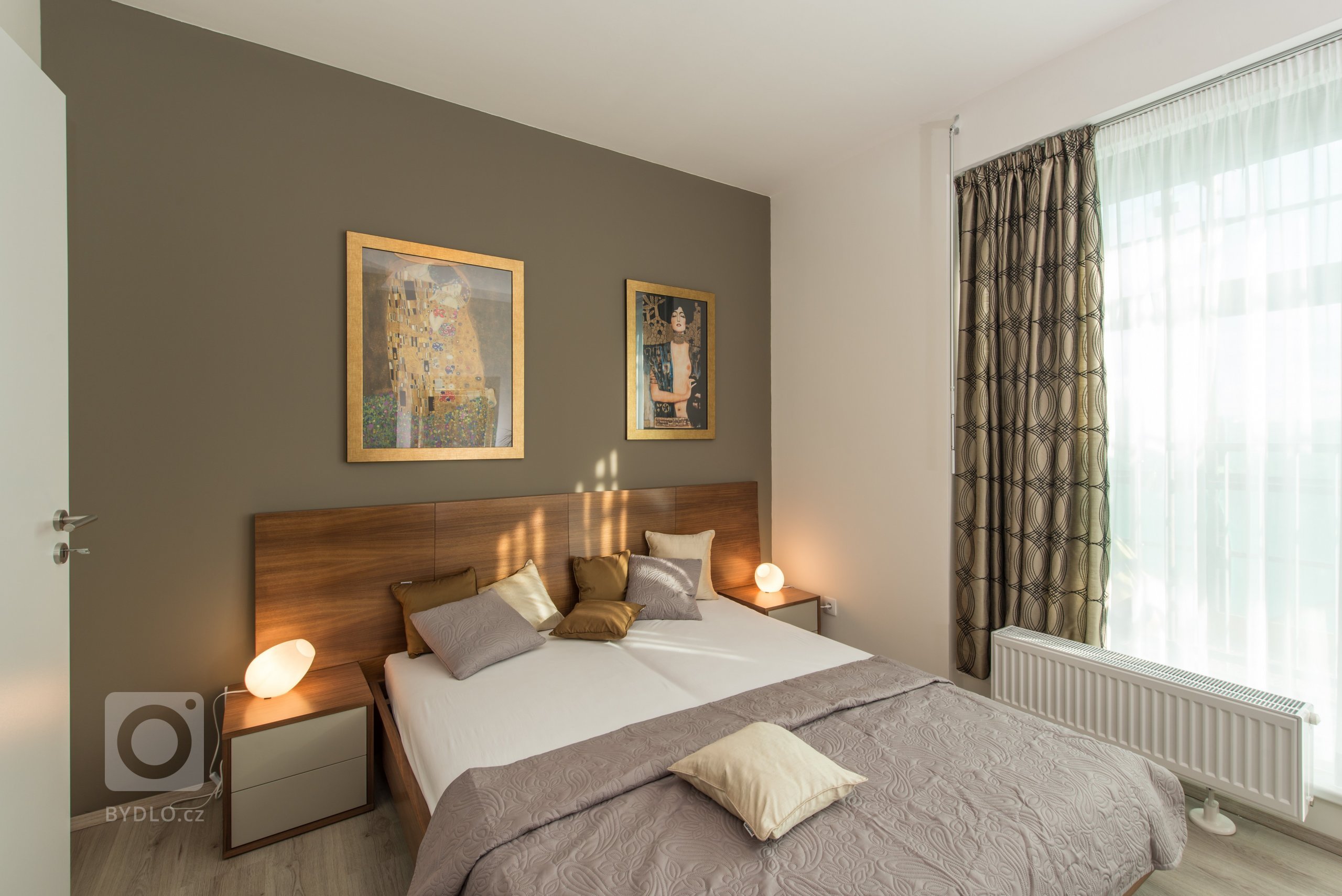 Pro společnost Sidi Gropu jsme vybavili vzorový byt v projektu ByTy Malešice. Ze standardů podlah, dveří a koupelen jsme vybrali šedavé odstíny tak abychom na…