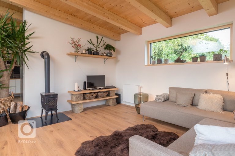 add picture to album