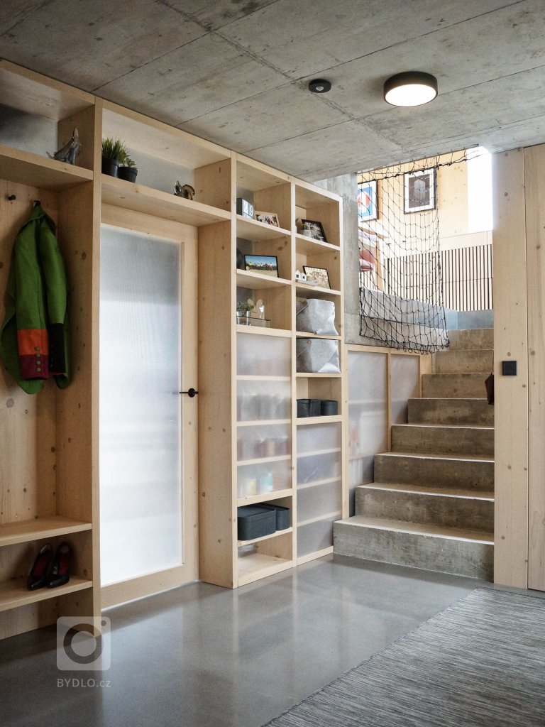 add picture to album