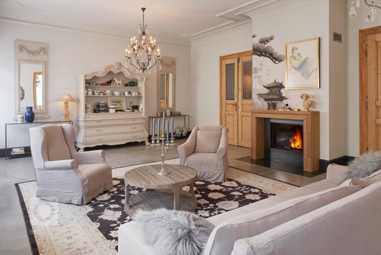 add picture to album