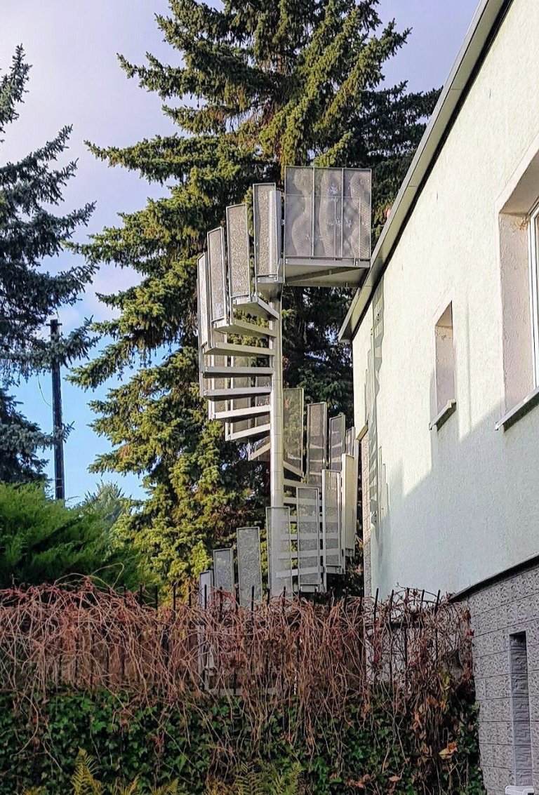 Točité venkovní schodiště