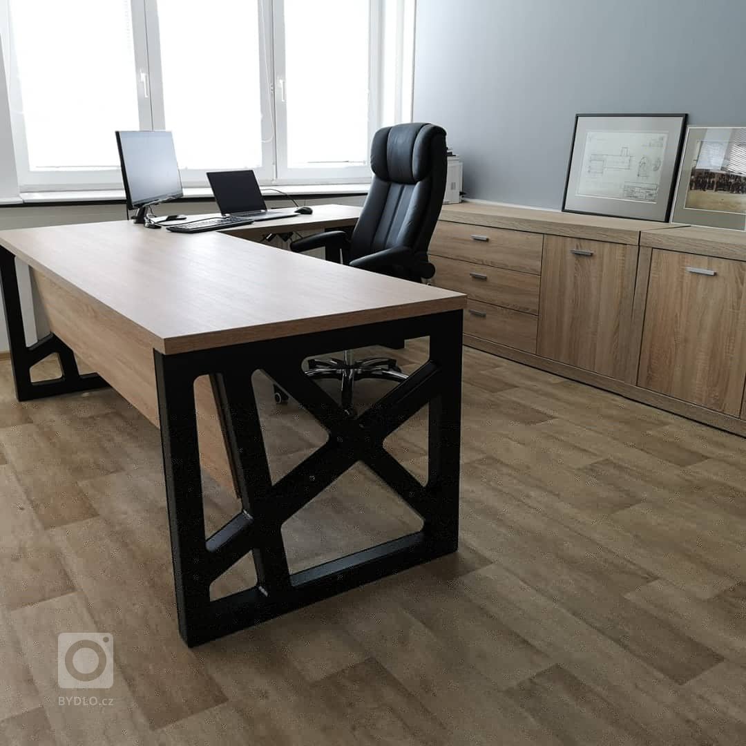 Designový psací stůl