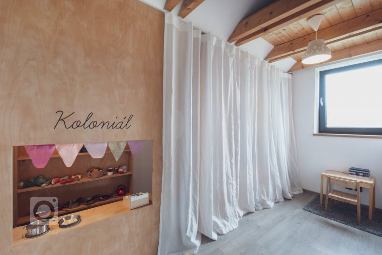 add picture to album