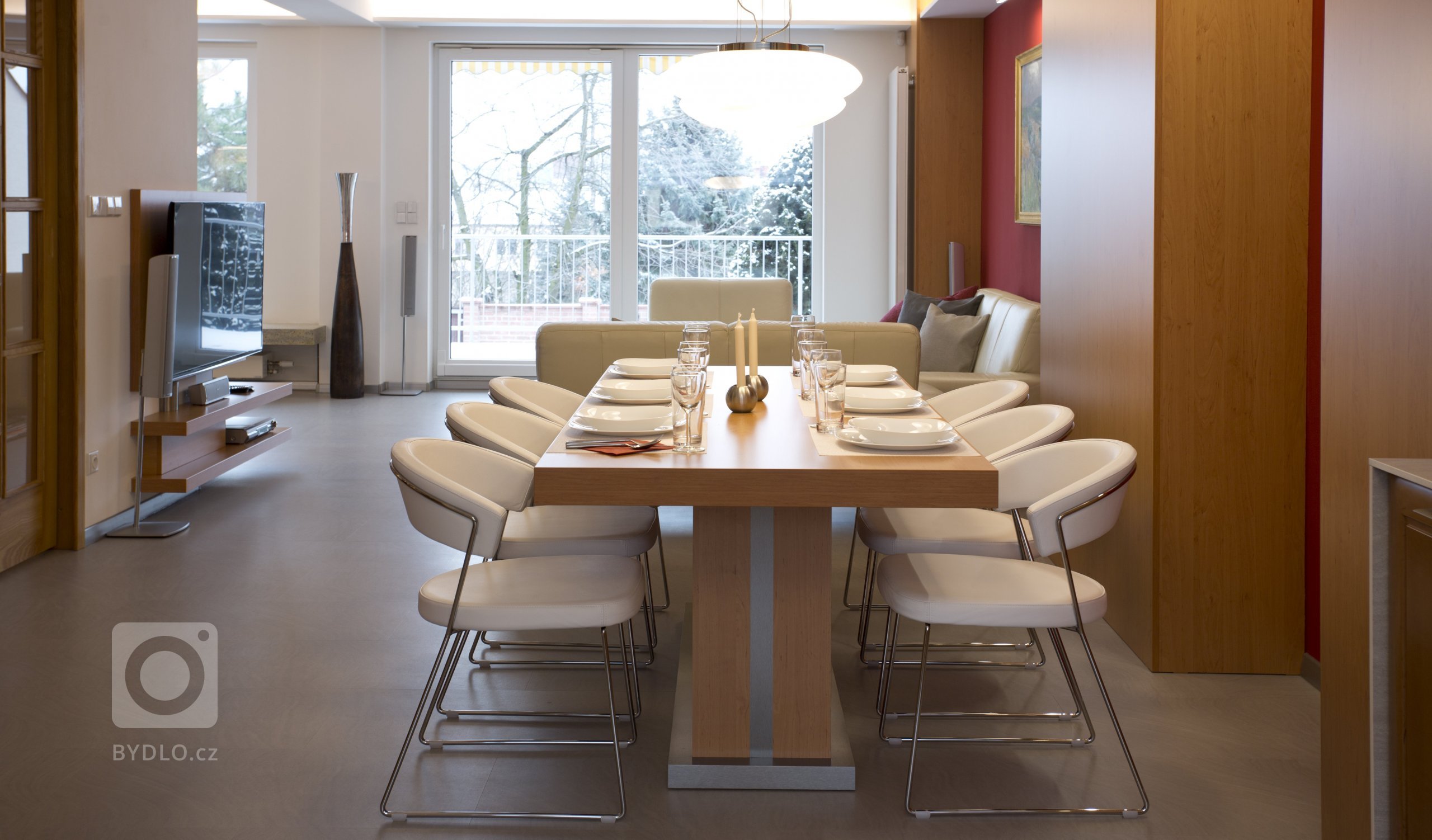 Když děti vylétnou z hnízda je čas na změnu, aneb &bdquo;kdy když ne teď&ldquo;. Tak bychom mohli charakterizovat radikální proměnu velkého obytného prostoru v…