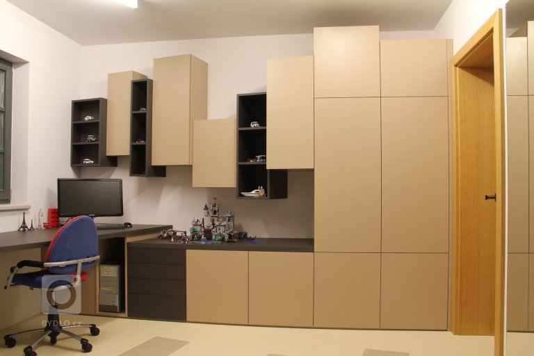 add picture to album