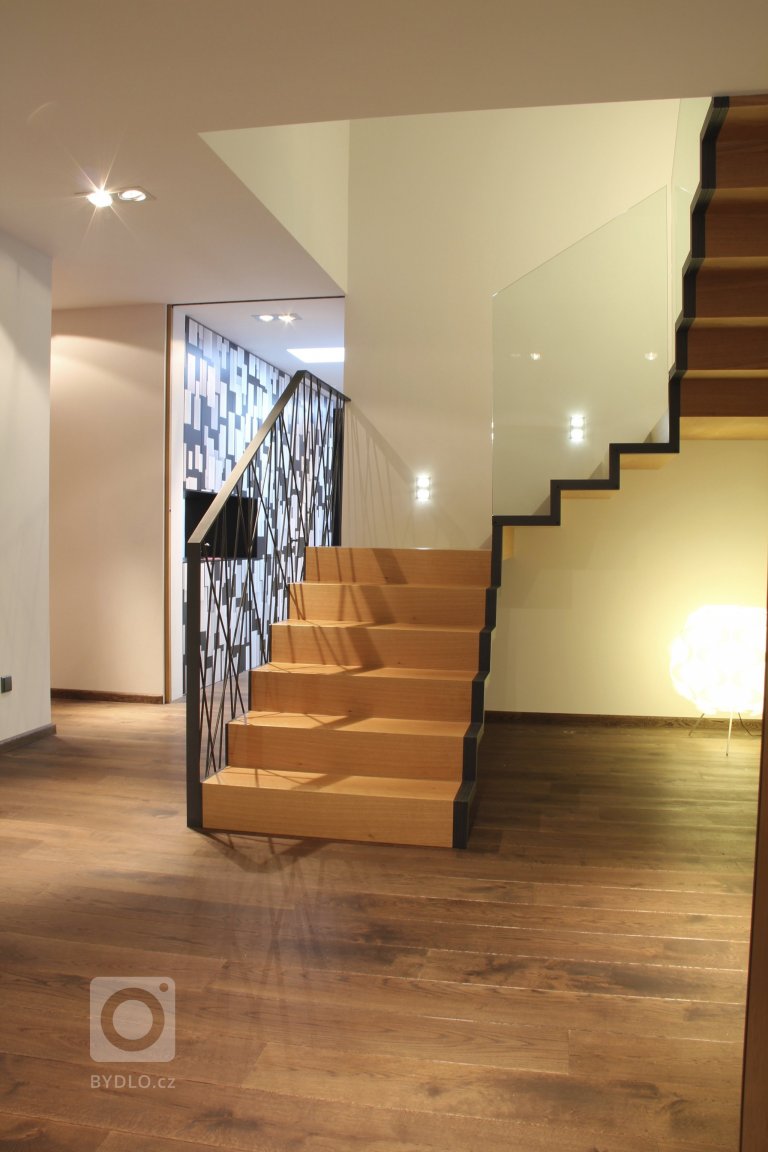 add picture to album