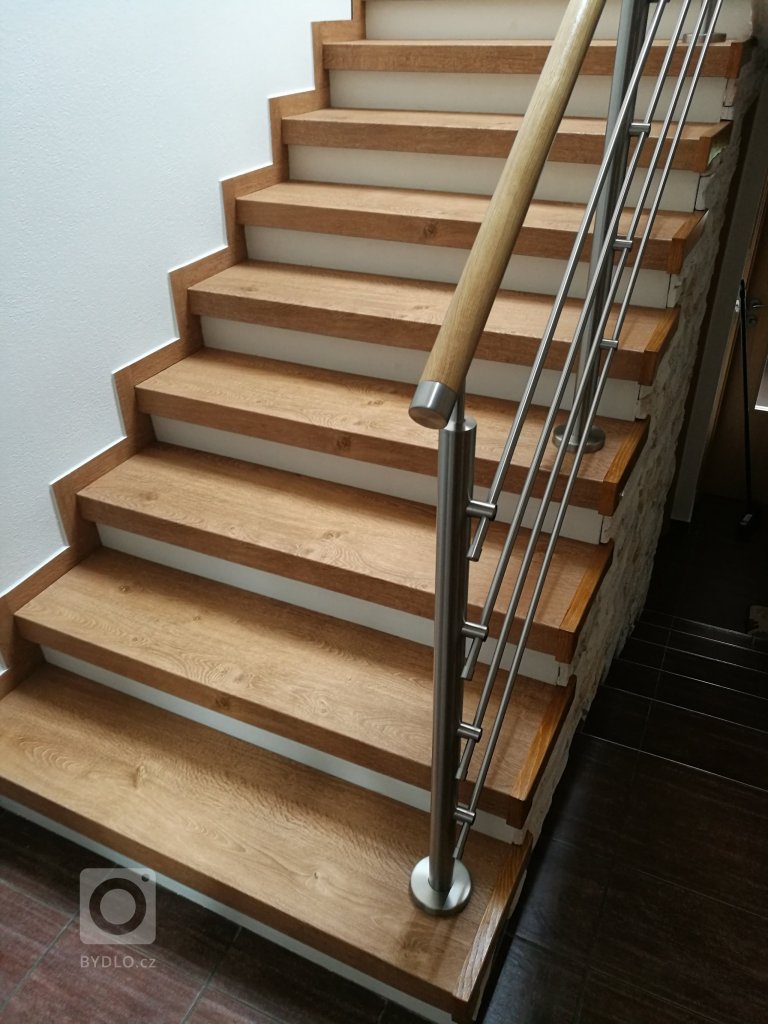 add picture to album