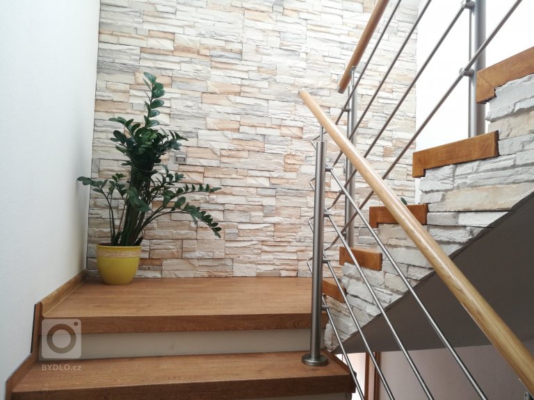 add picture to album