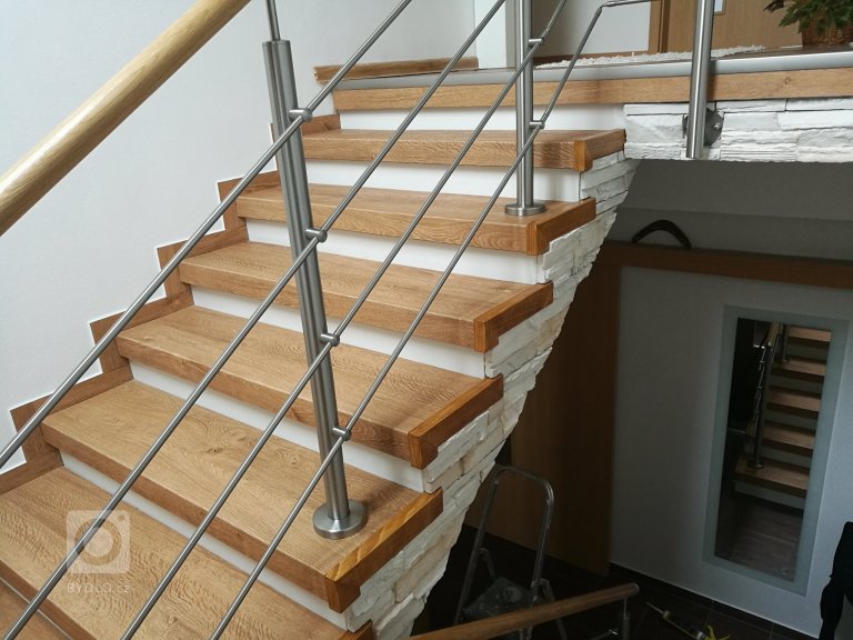 add picture to album