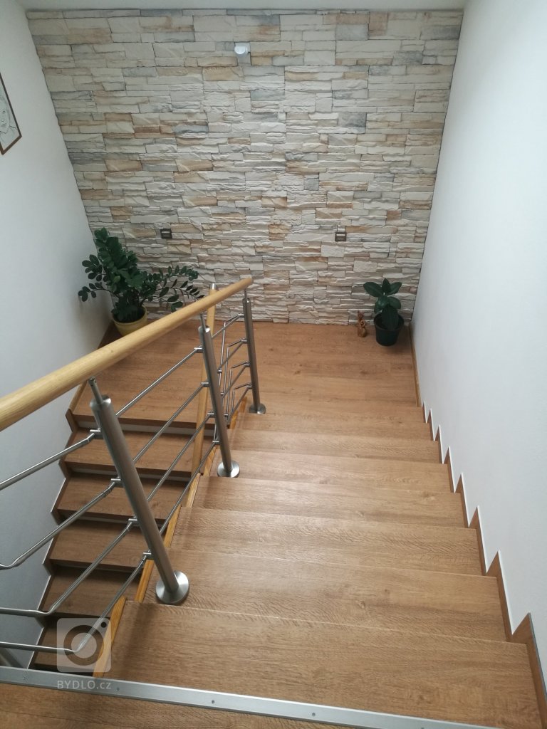 add picture to album