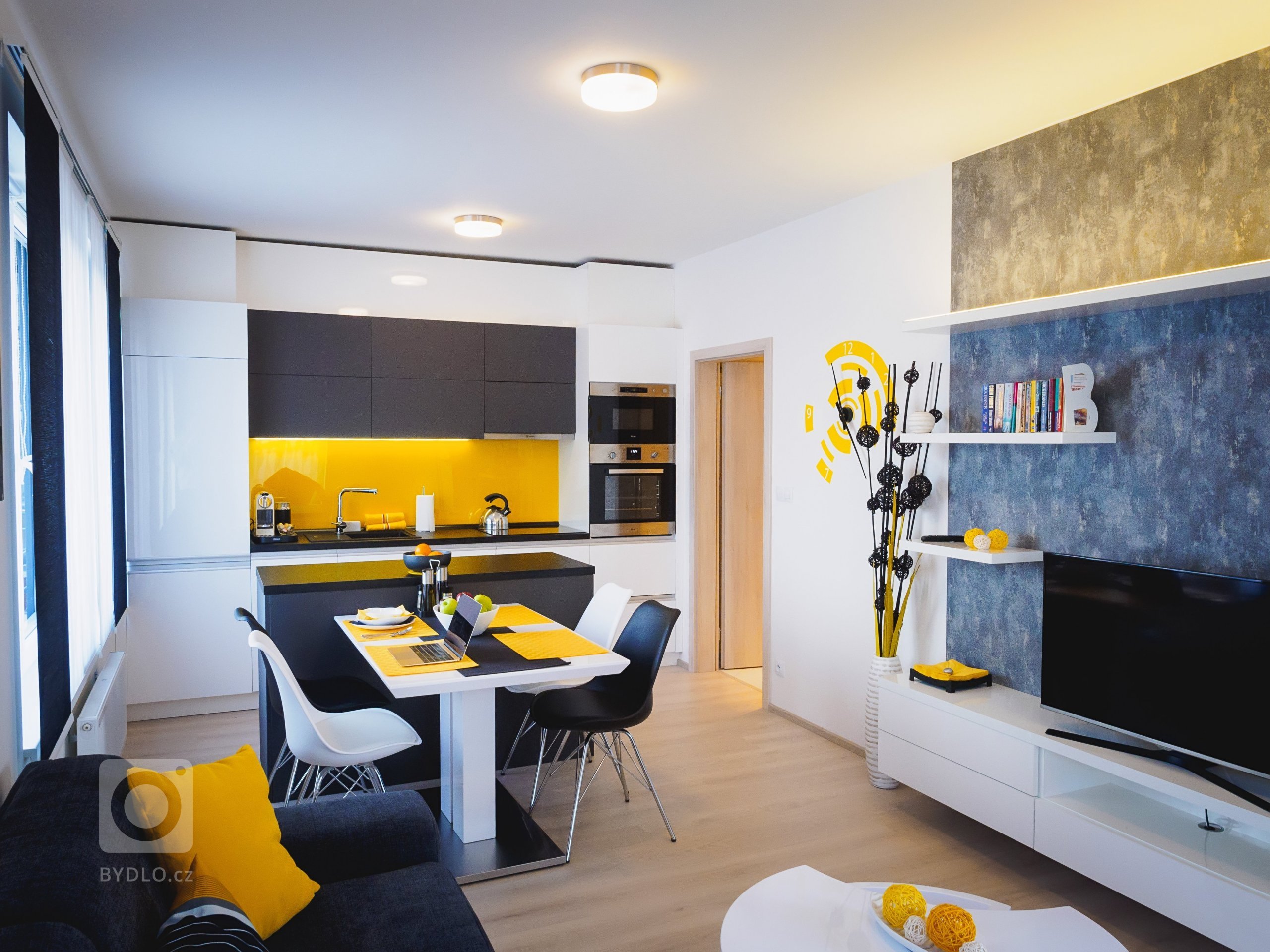 Realitní makléři potvrzují, že pořídit si byt na&nbsp;krátkodobý pronájem se v&nbsp;Česku stalo vyhledávanou investiční příležitostí, a&nbsp;to nejen v&nbsp…