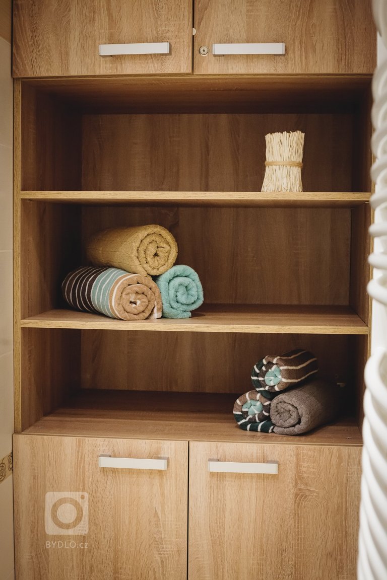 add picture to album