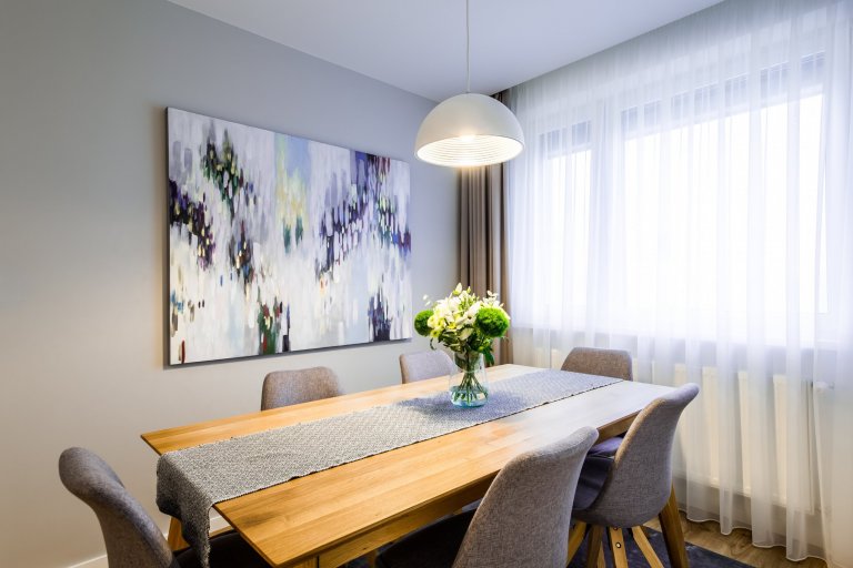 Kompletná rekonštrukcia panelového bytu v Petržalke&nbsp;????
Nahliadnite do našej realizácie interiéru, kde sme výraznou zmenou dispozície dosiahli kvalitu…