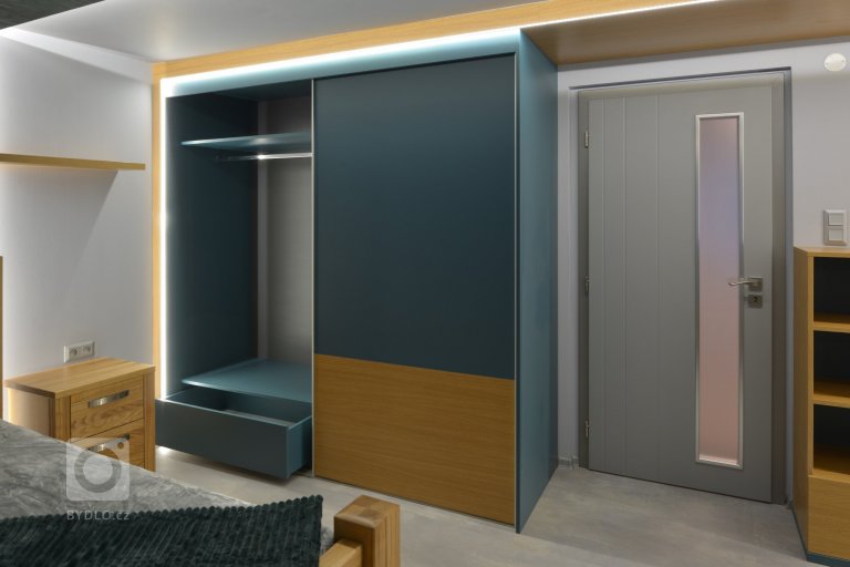 add picture to album