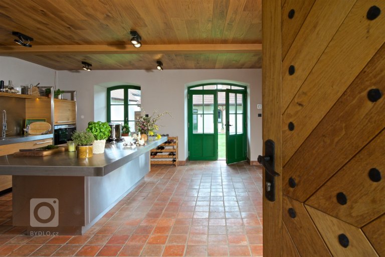 add picture to album