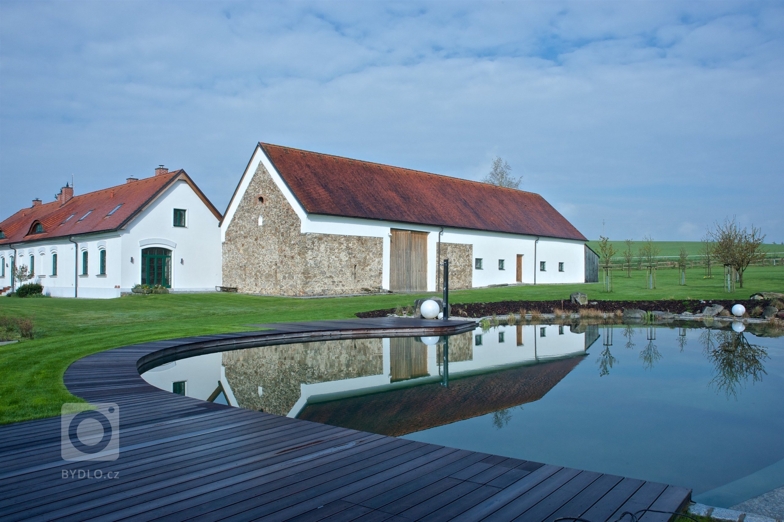 Historie tohoto statku u Písku sahá hluboko do minulosti a je nádherným příkladem, jak lze pečovat o rodinnou tradici.&nbsp;Dnes už byste neuvěřili, že tohle…