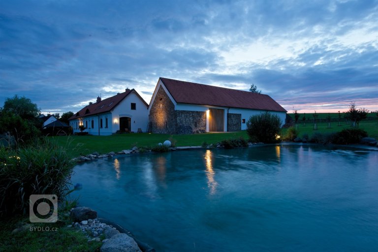 add picture to album