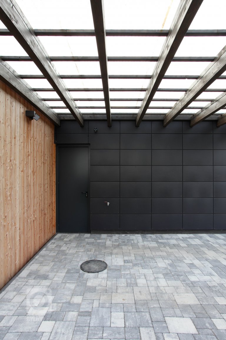 add picture to album