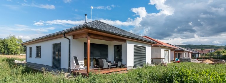 Ulice plná domů Dřevo-House