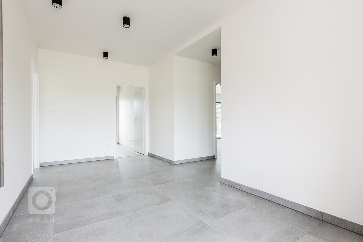 Typová dřevostavba o rozloze 150 m2. U většiny našich staveb doporučujeme založení stavby na základových patkách (samozřejmě z ekonomických důvodů), ovšem u…