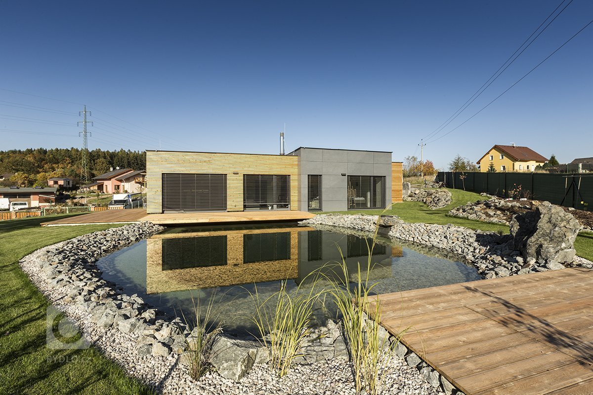 Typová dřevostavba o rozloze 150 m2. U většiny našich staveb doporučujeme založení stavby na základových patkách (samozřejmě z ekonomických důvodů), ovšem u…