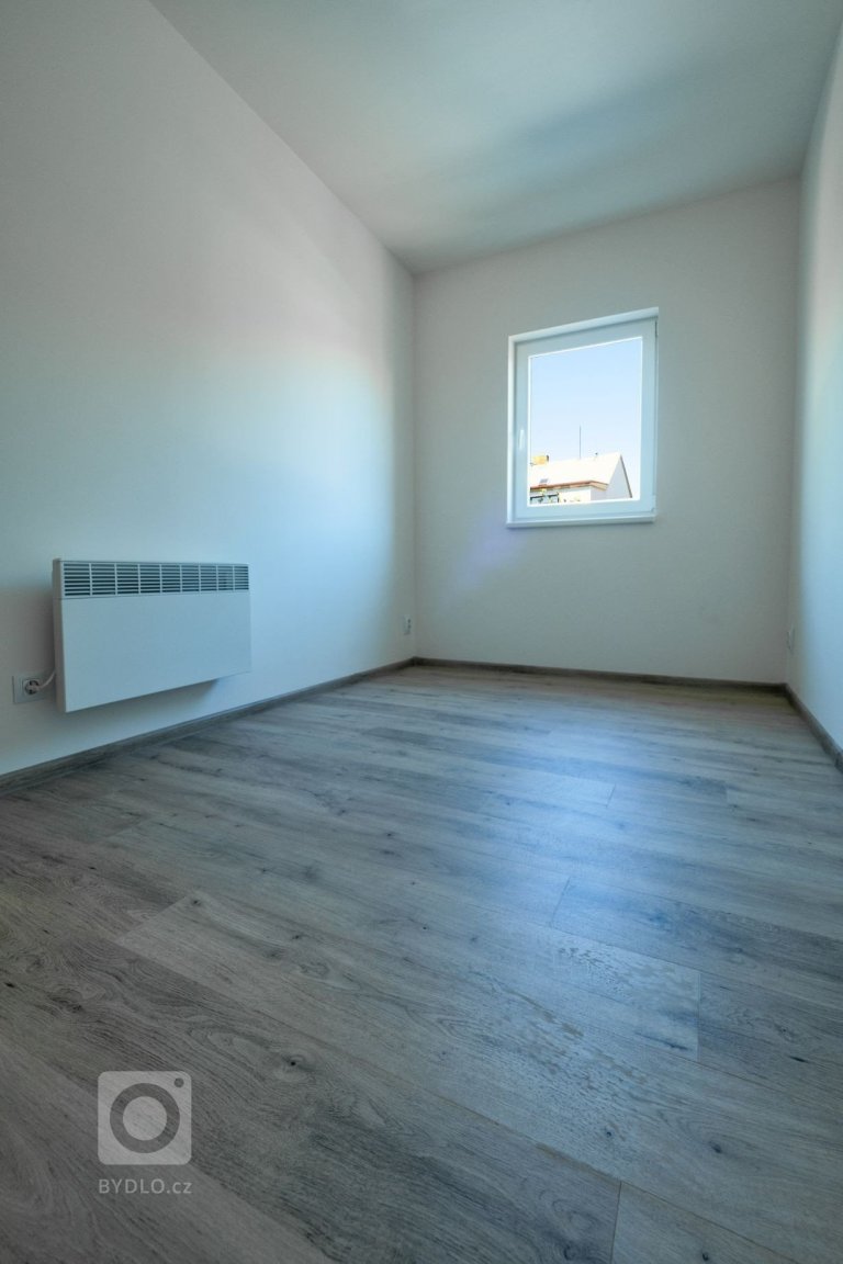 Dřevostavbu o zastavěné ploše 54m2 a půdorysu 6x9m jsme letos v&nbsp;létě postavili v&nbsp;obci Šťáhlavy a bude využívána jako rekreační objekt. Výstavba…