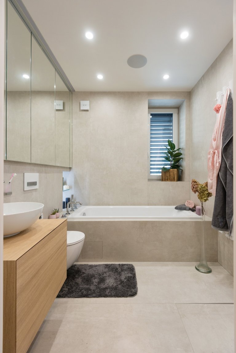 WoodLady flat