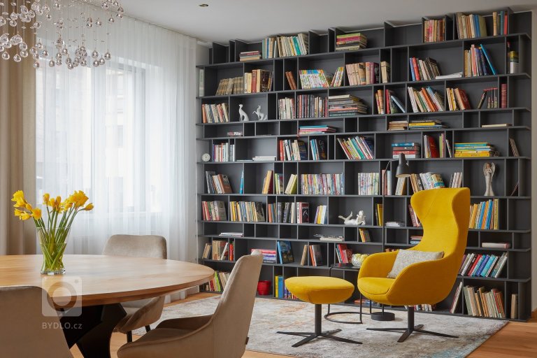 add picture to album