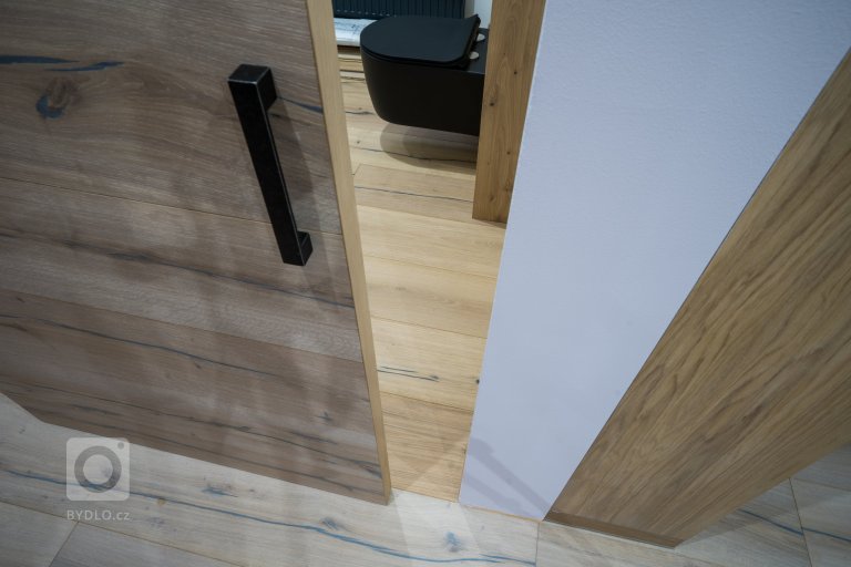 add picture to album