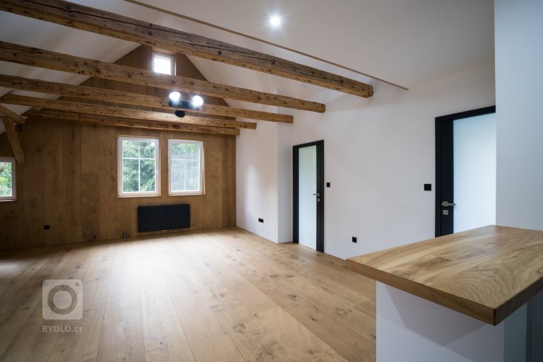 add picture to album