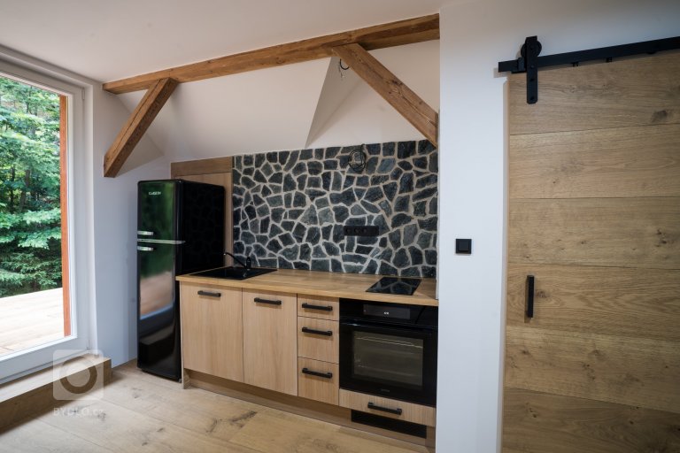 add picture to album