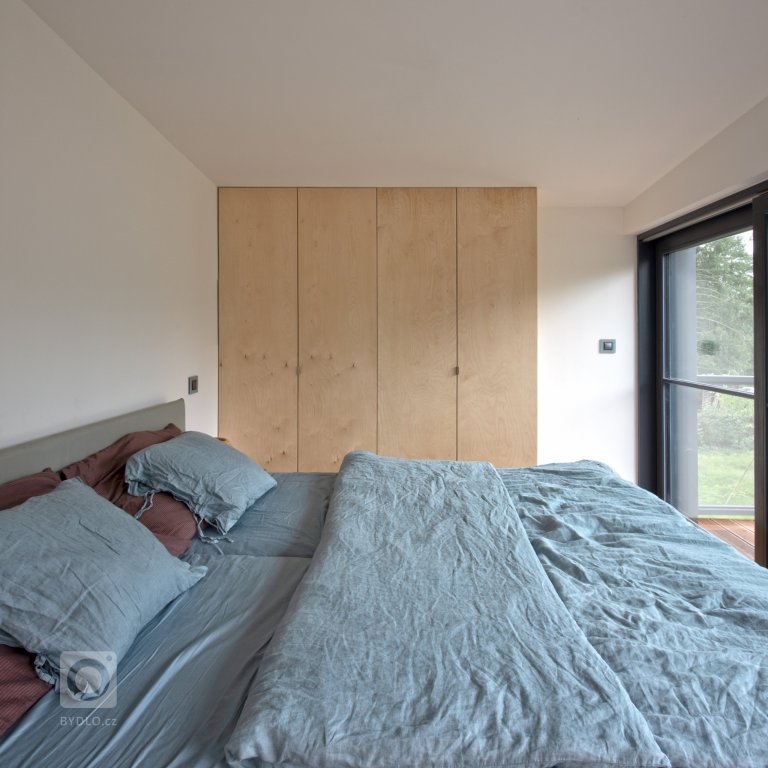 add picture to album