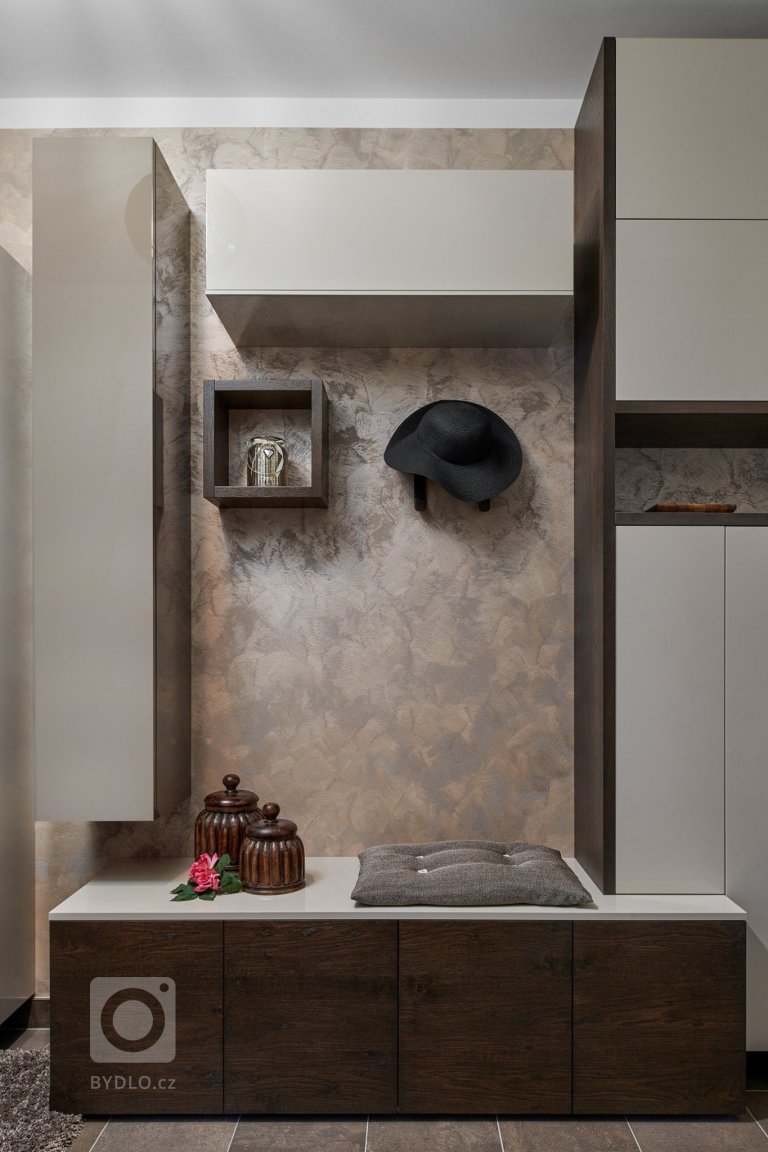 add picture to album