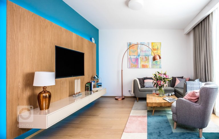 add picture to album