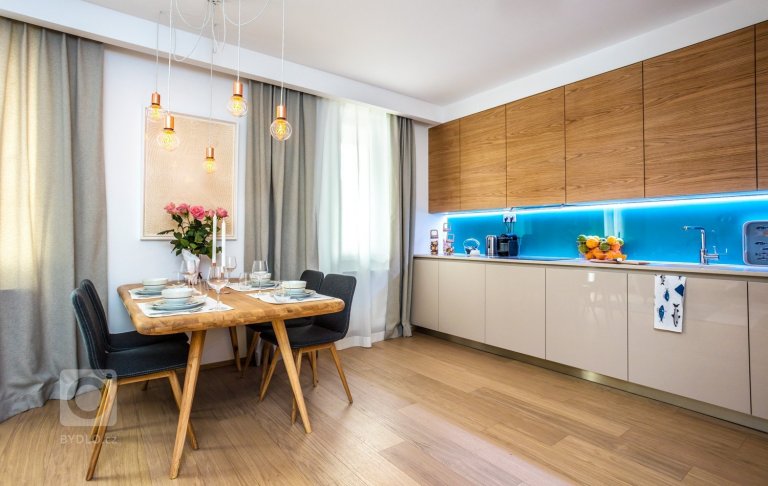 add picture to album