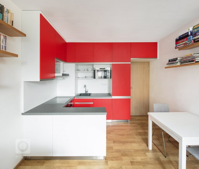 add picture to album