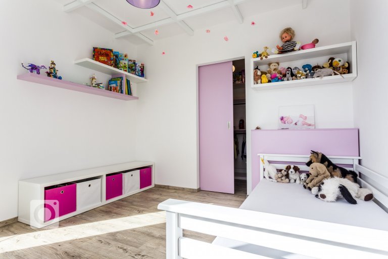 add picture to album