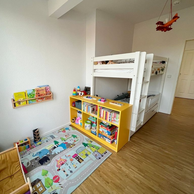BYT V CIHLOVÉM DOMĚ 100M2 - PROJEKT NA DÁLKU ONLINE
Vzhledem k lokaci místa probíhal celý návrh interiéru na dálku. V době návrhu byly v bytě klientů nájemníci…