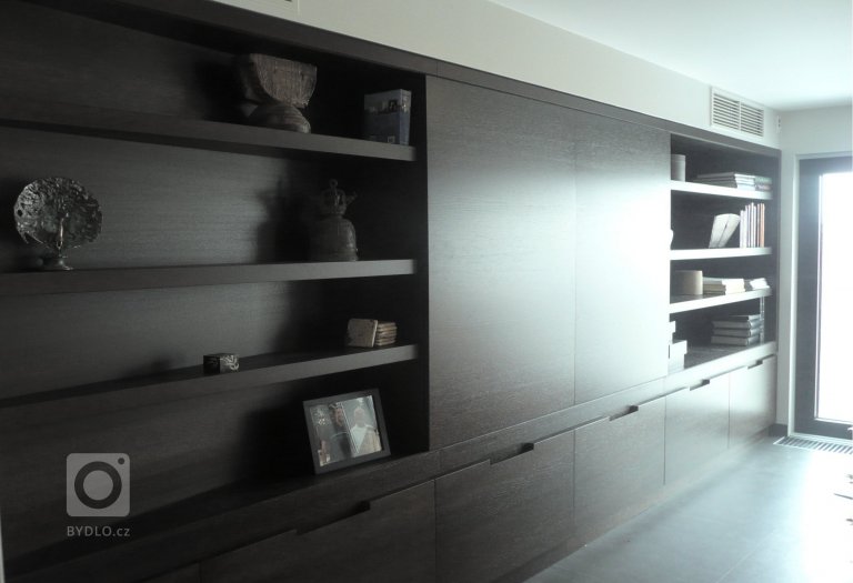 add picture to album