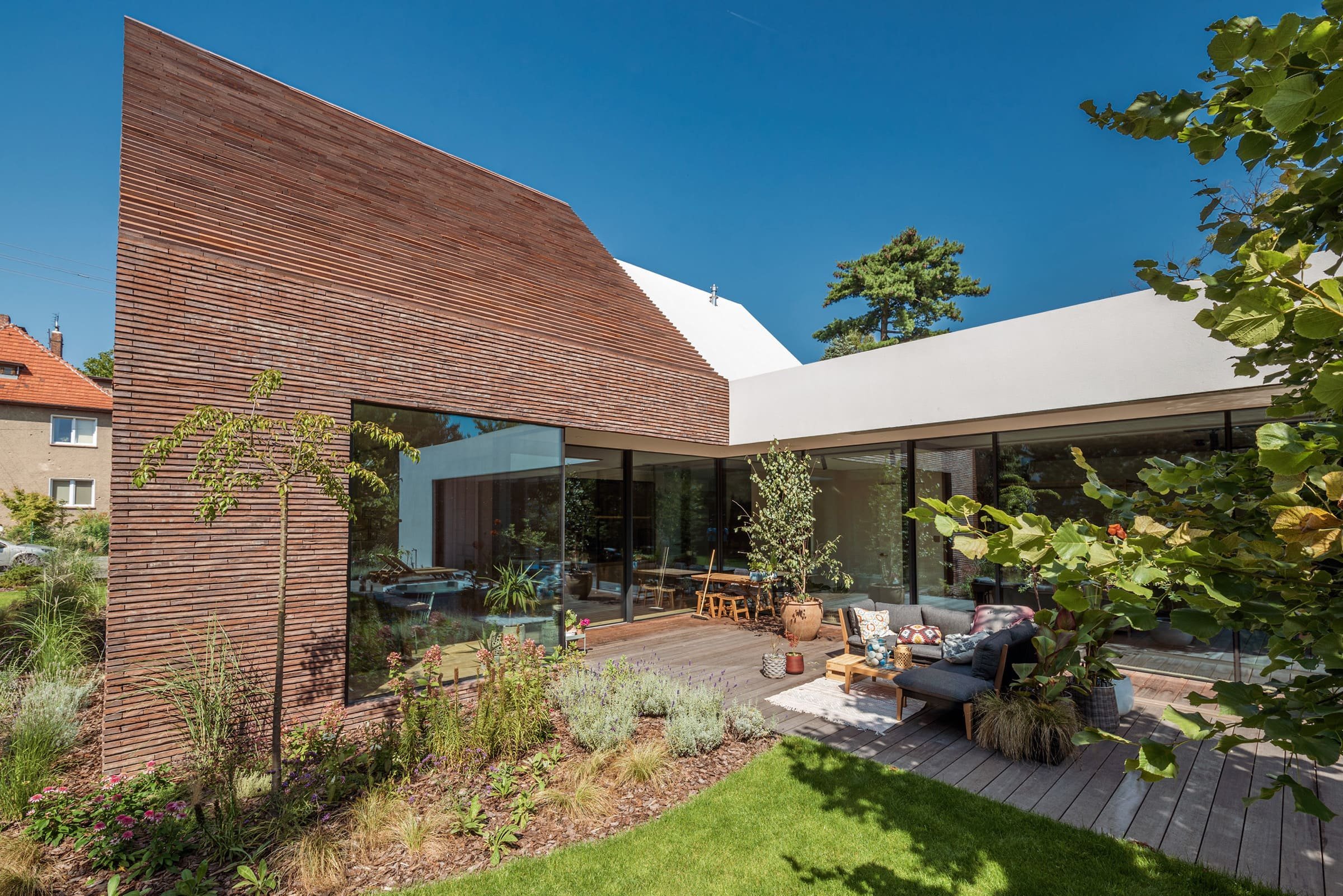 Broken House – originální dům, který zapadá do okolí