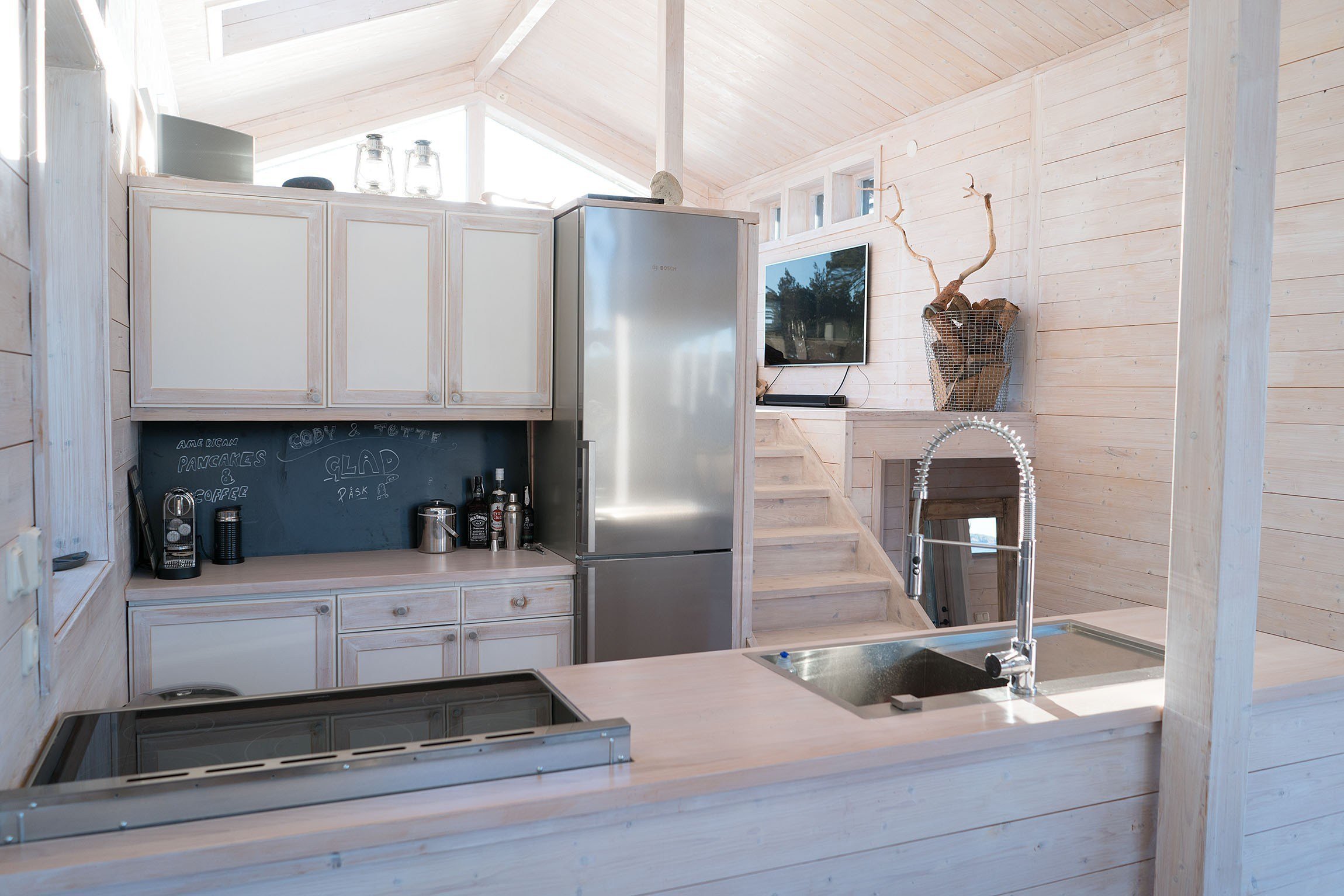 Dřevostavba u jezera