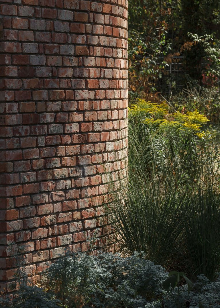 Dům v Belgii z recyklovaných cihel